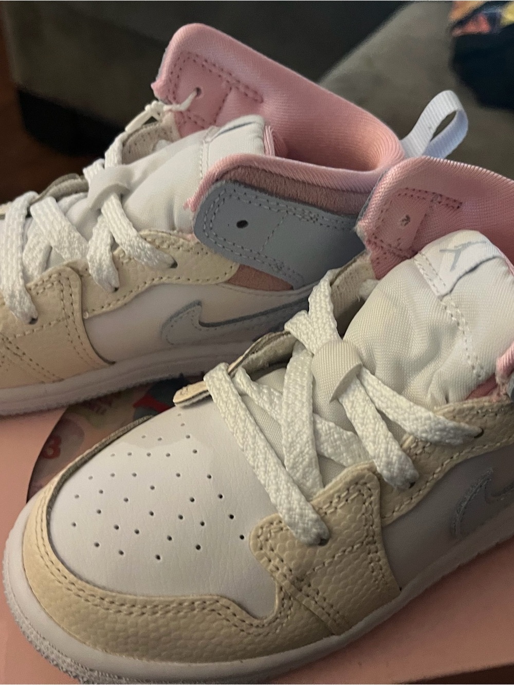Jordan 1 Mid SE (TD) Nike Girls 1 Size 9c - Picture 6 of 7